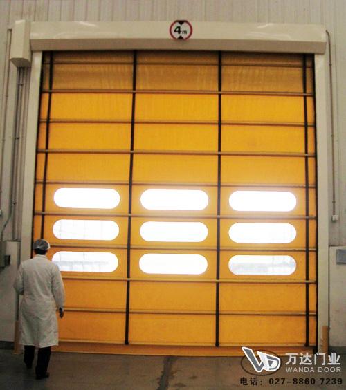 合水堆积门